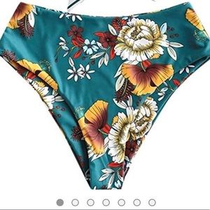 ZAFUL. Mid rise cheeky bikini bottoms